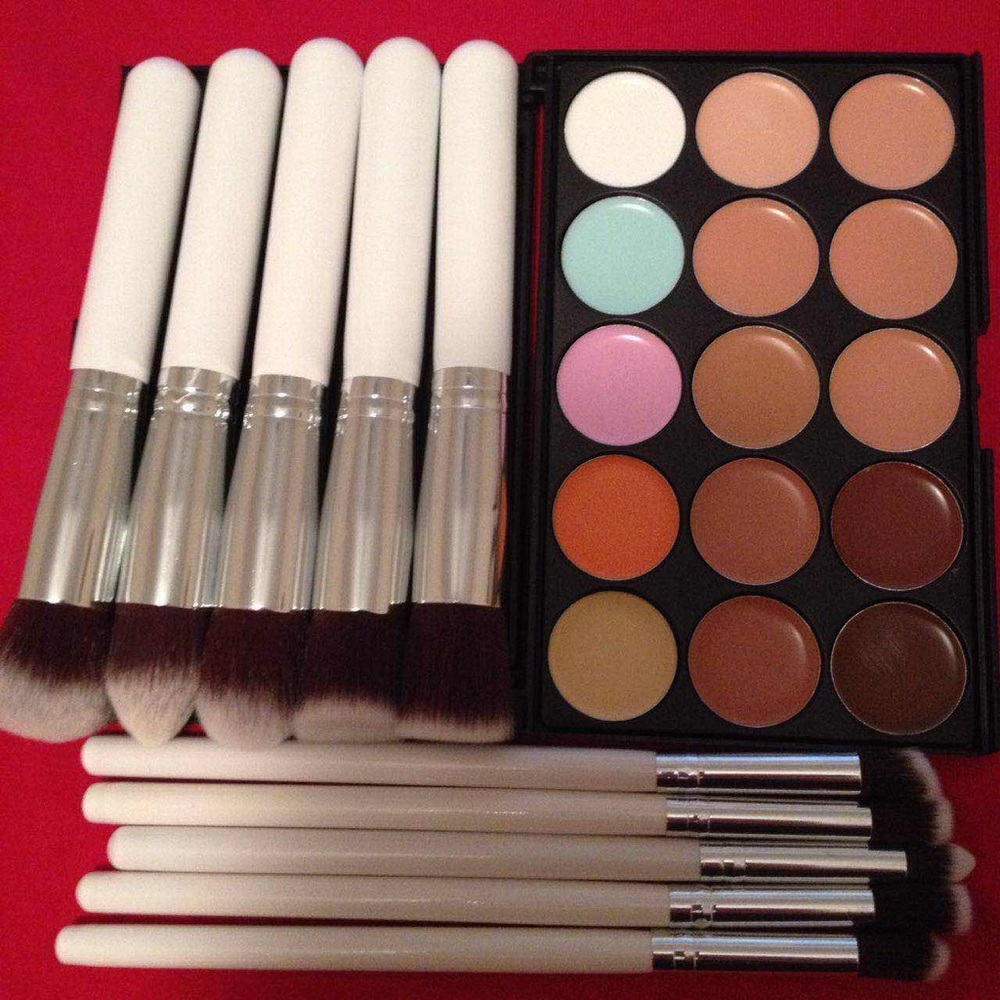 New 10pcs Makeup Brushes +15 ColorsContour Palette